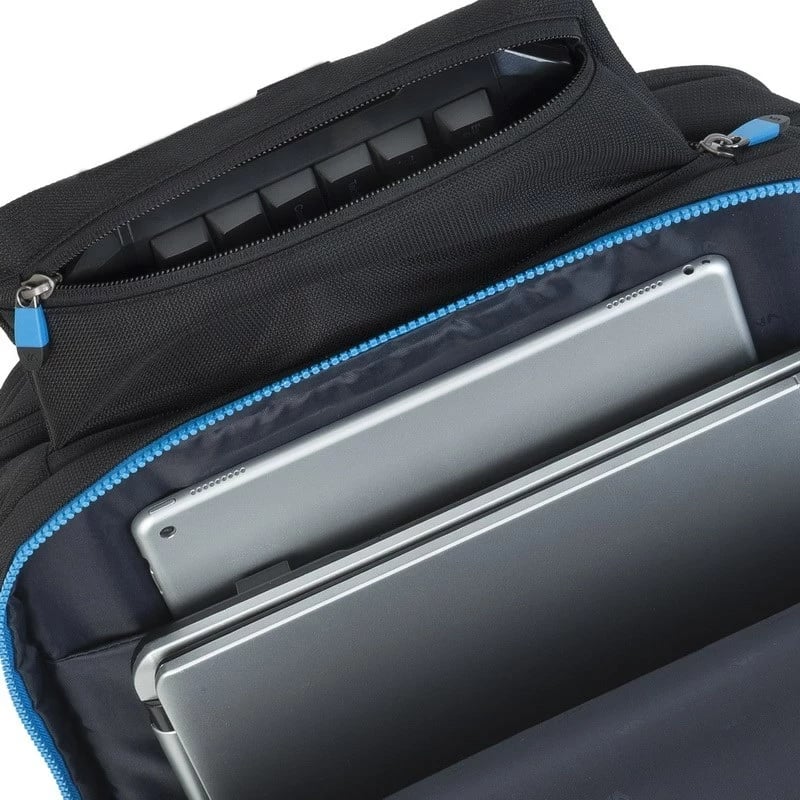 Çantë shpine RivaCase 7860 për laptop 17.3", e zezë/blu Çantë shpine RivaCase 7860 për laptop 17.3", e zezë/blu