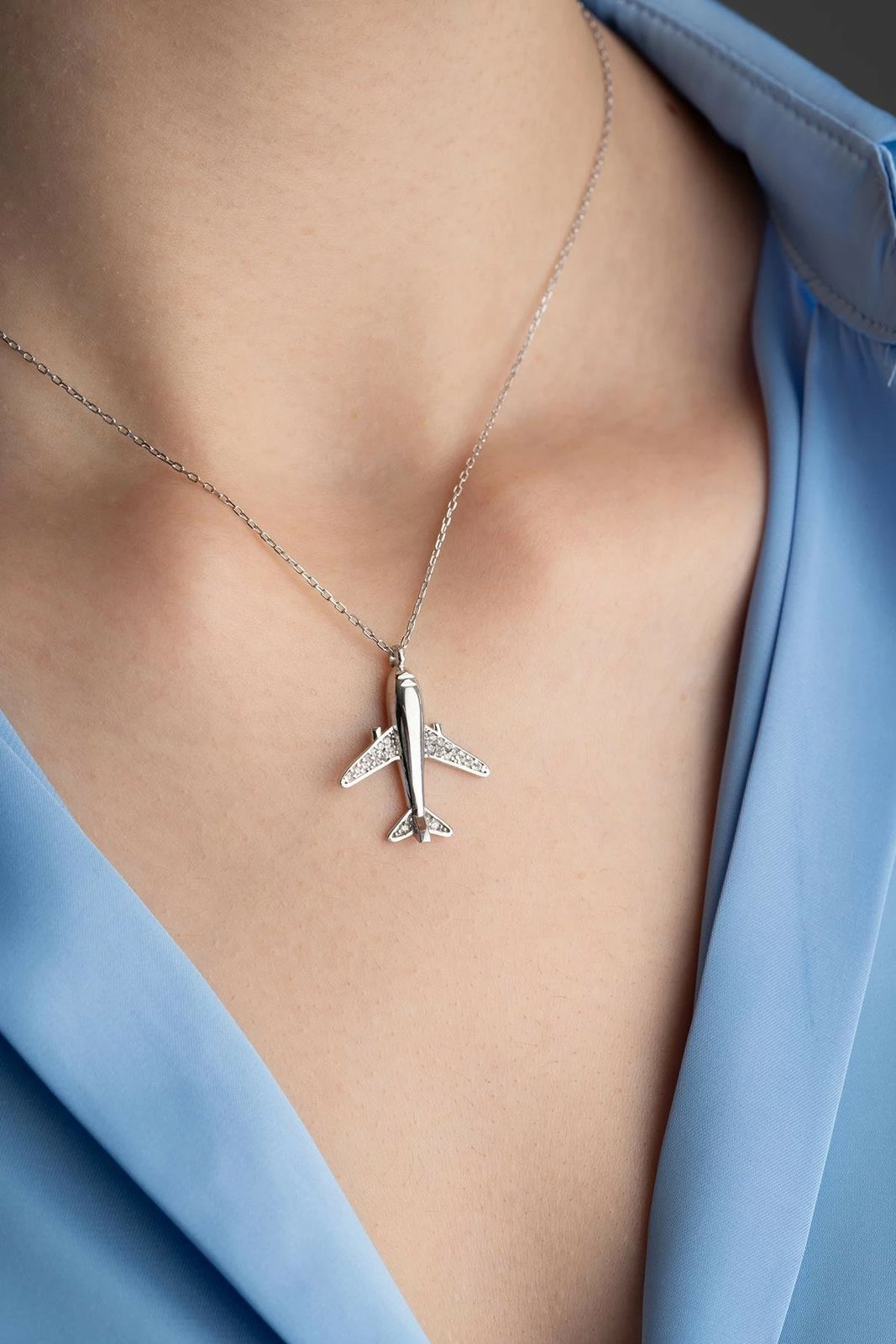 Varëse argjendi me aeroplan, Jumeon, NRZ999746