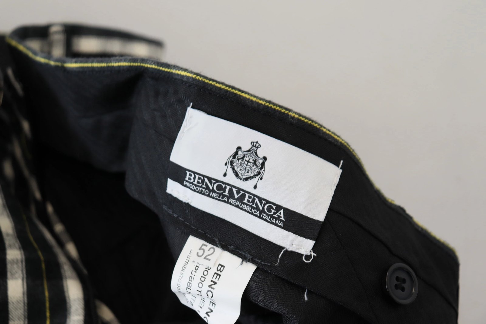 Pantallona për meshkuj BENCIVENGA, të zeza 