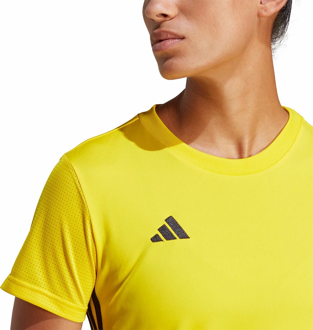Maicë për femra adidas, e verdhë