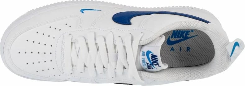 Atlete për meshkuj Nike, të bardha