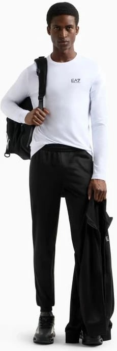 Trenerka Yakimasport, e zezë