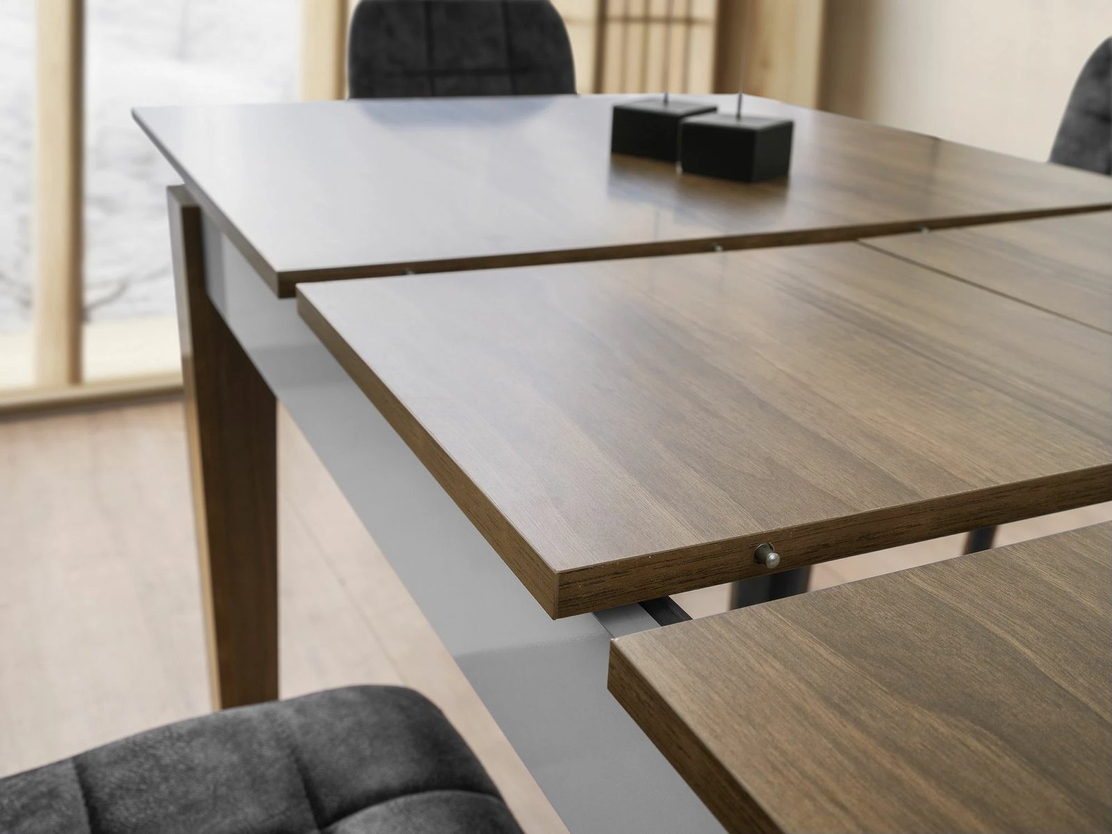 Tavolinë ngrënie me zgjatje, ngjyrë arre dhe e bardhë, Skye Decor Cunda - 2981