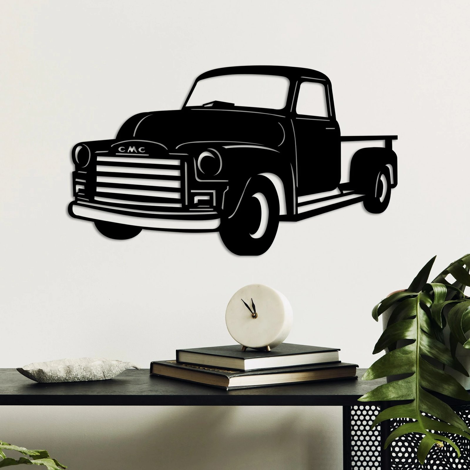 Aksesor dekorativ metalik për mur, kamion GMC 3100, ngjyrë e zezë, 60x35cm