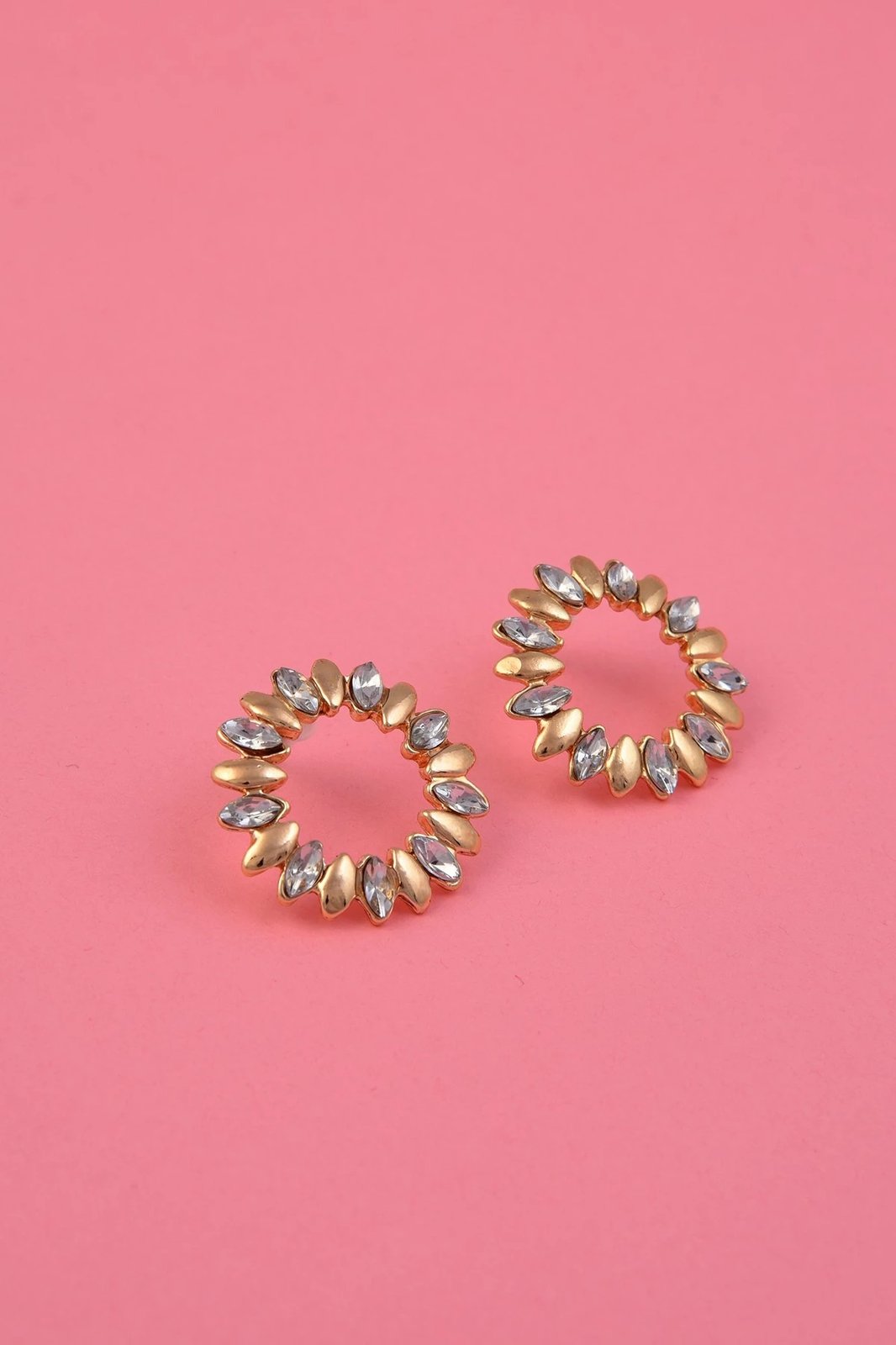 Vathë rrethorë, ngjyrë ari dhe argjendi, Jumeon, Gldmrkztaskup