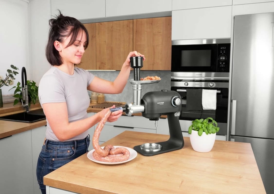 Robot kuzhine planetar Concept RM8000, 1200 W, tas 5 L, blender qelqi 1.5 L, me aksesorë, i zi