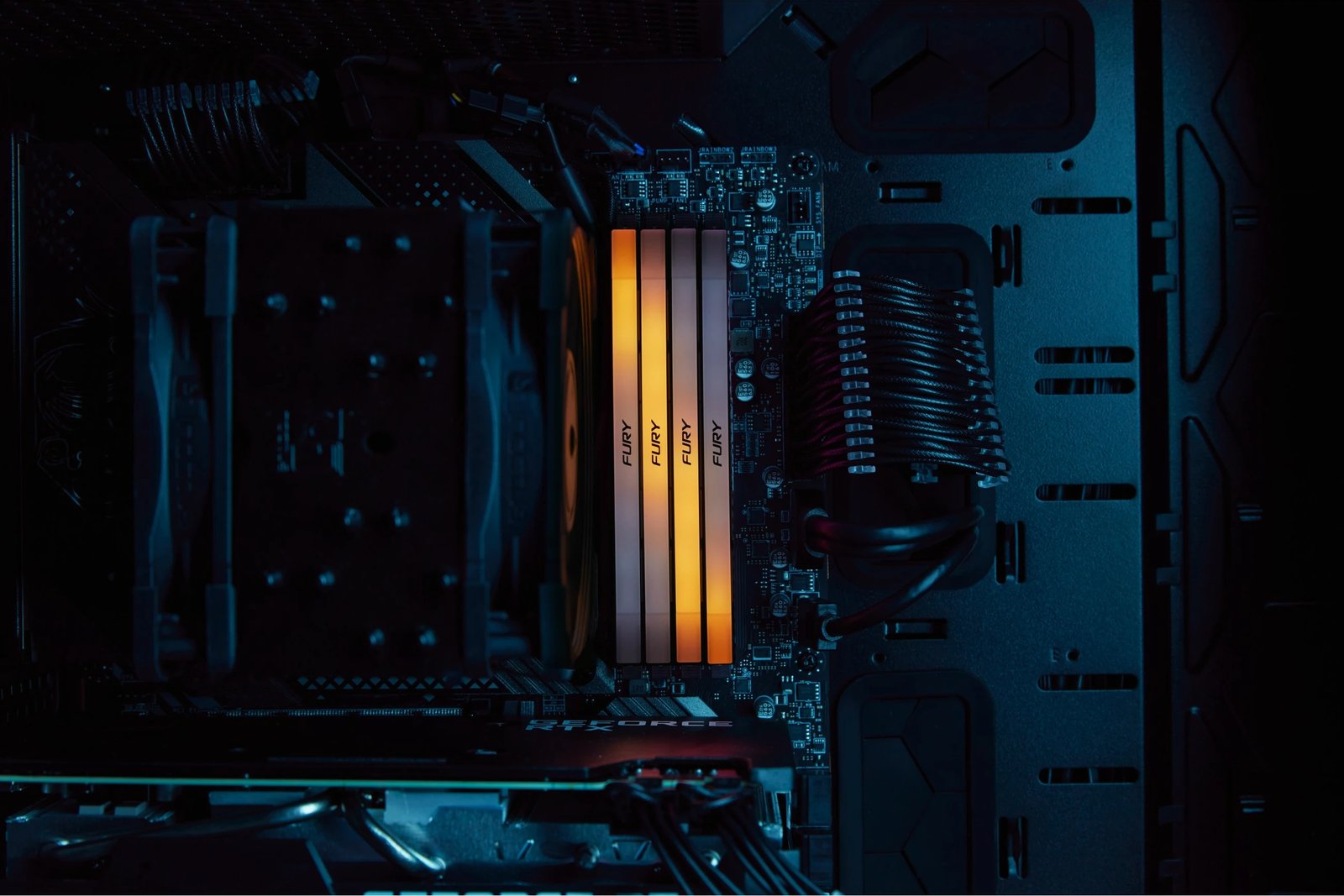 RAM Memorje Kingston FURY Renegade RGB 64GB (4x16GB) 3600MT/s DDR4 RAM Memorje Kingston FURY Renegade RGB 64GB (4x16GB) 3600MT/s DDR4