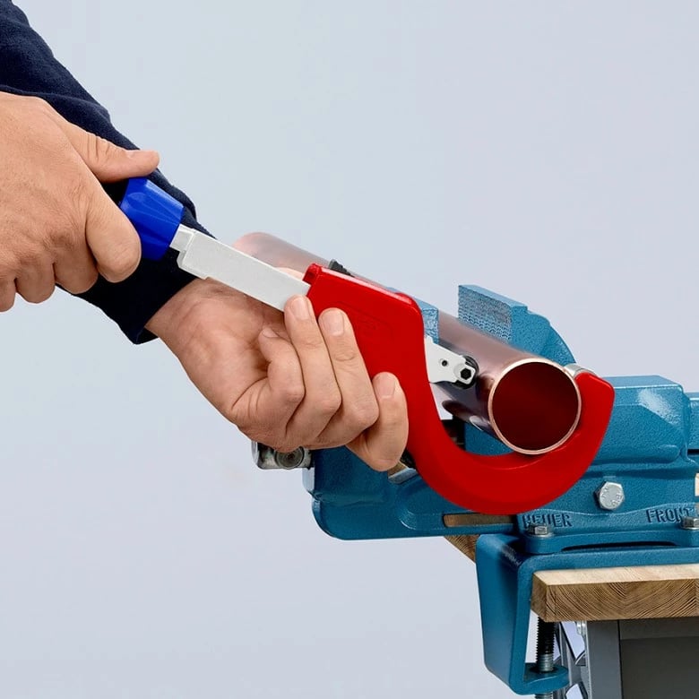 Prerëse tubash Knipex 90 31 03 BK, për bakër, bronz, çelik, 260mm, blu/kuqe