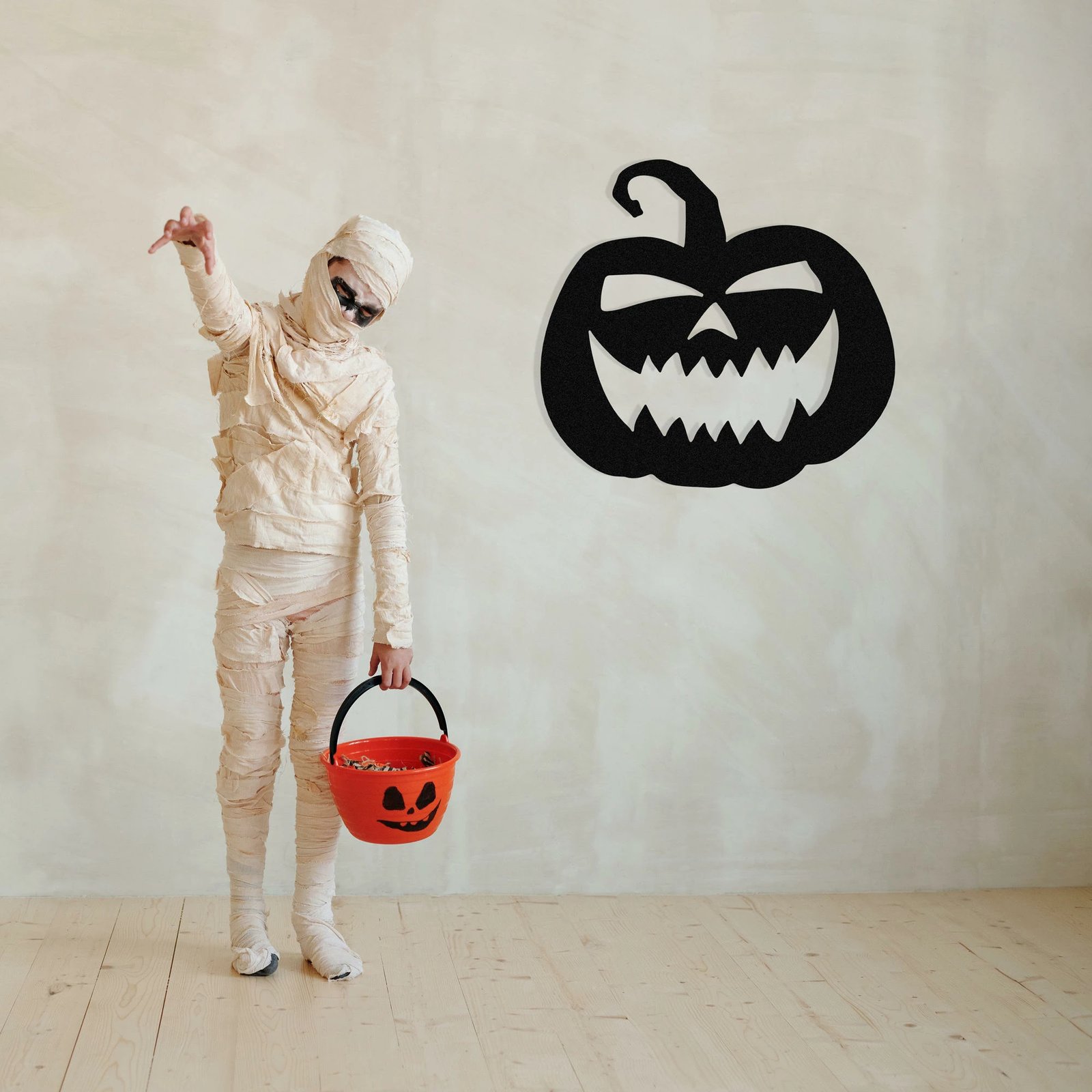 Aksesor dekorativ metalik për mur, Wallity, Halloween 14, ngjyrë e zezë, 53x50cm