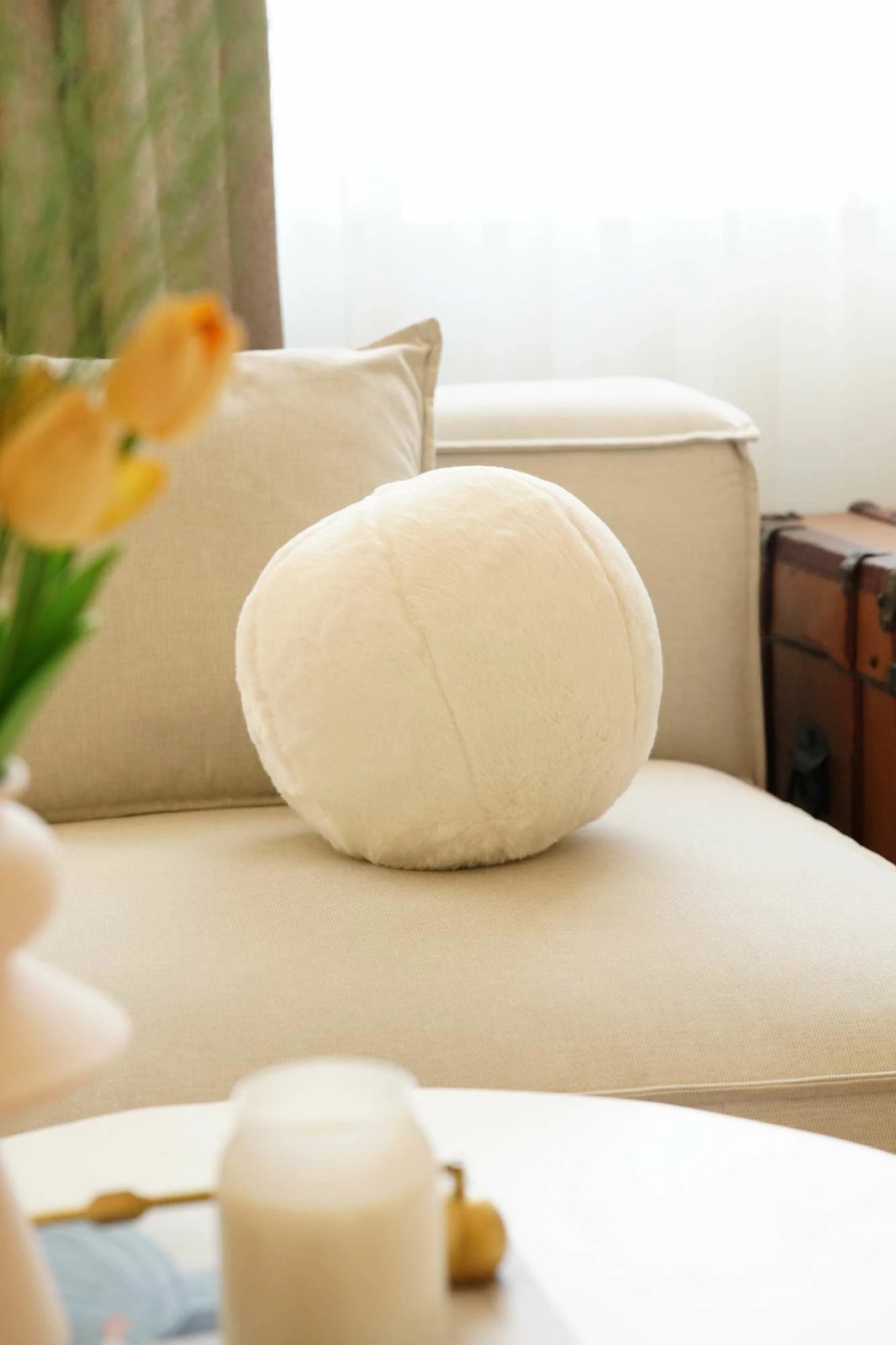 Jastëk pelushi, ngjyrë krem, Evila Originals, 25x25x25cm