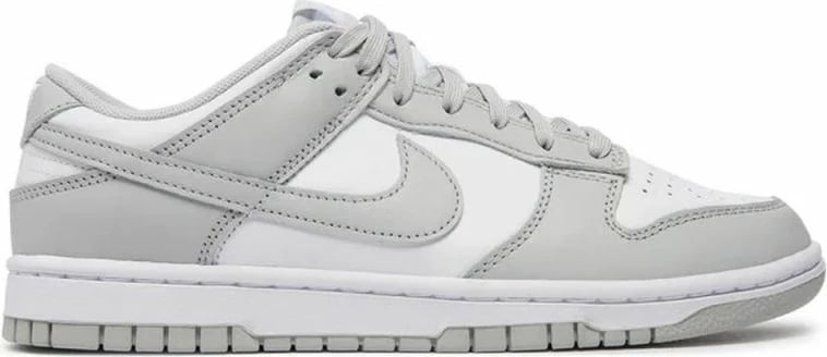 Atlete për meshkuj Nike, të bardha