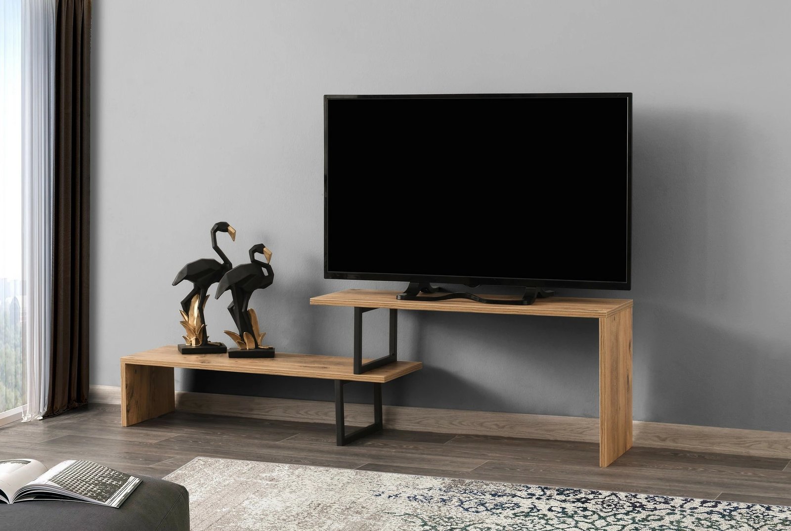 Komodë TV Hanah Home, Ovit, ngjyrë pishe dhe e zezë