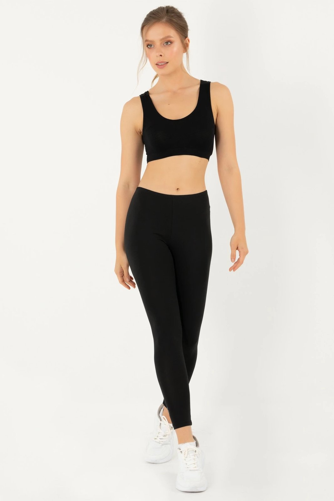 Tuta të zeza Jumeon, 230-000304