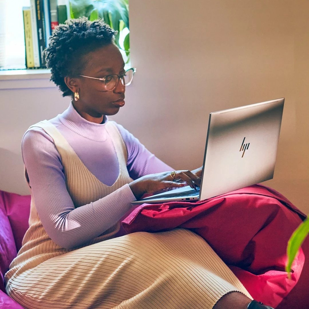 Laptop HP ZBook Firefly G10, 14", Intel Core i7 i7-1365U, 16 GB RAM, 1 TB SSD, NVIDIA RTX A500, Argjendtë