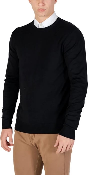 Xhemper Yos meshkuj, e zezë