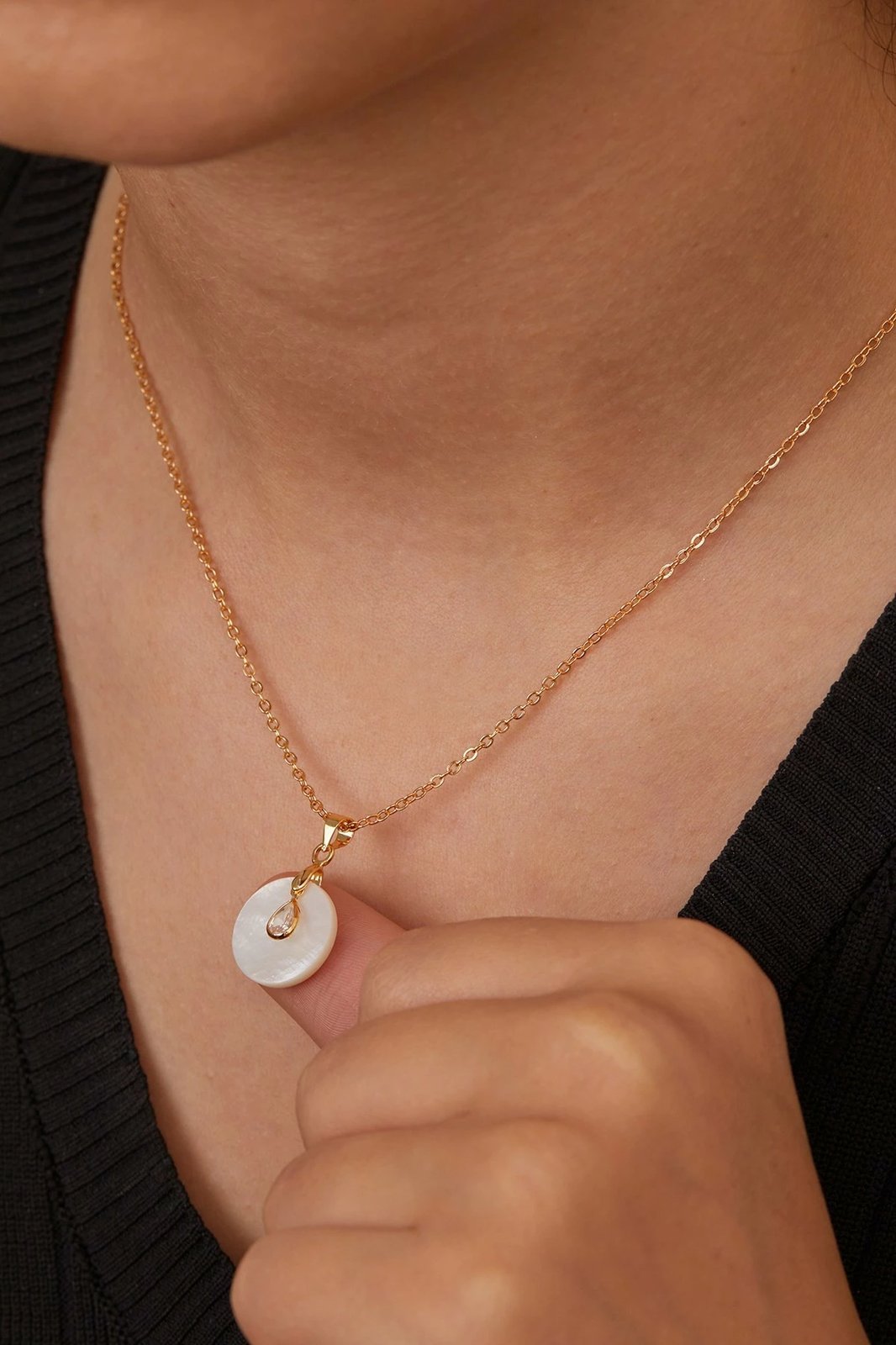 Varëse metalike ngjyrë ari, Elika, ELKGC68040