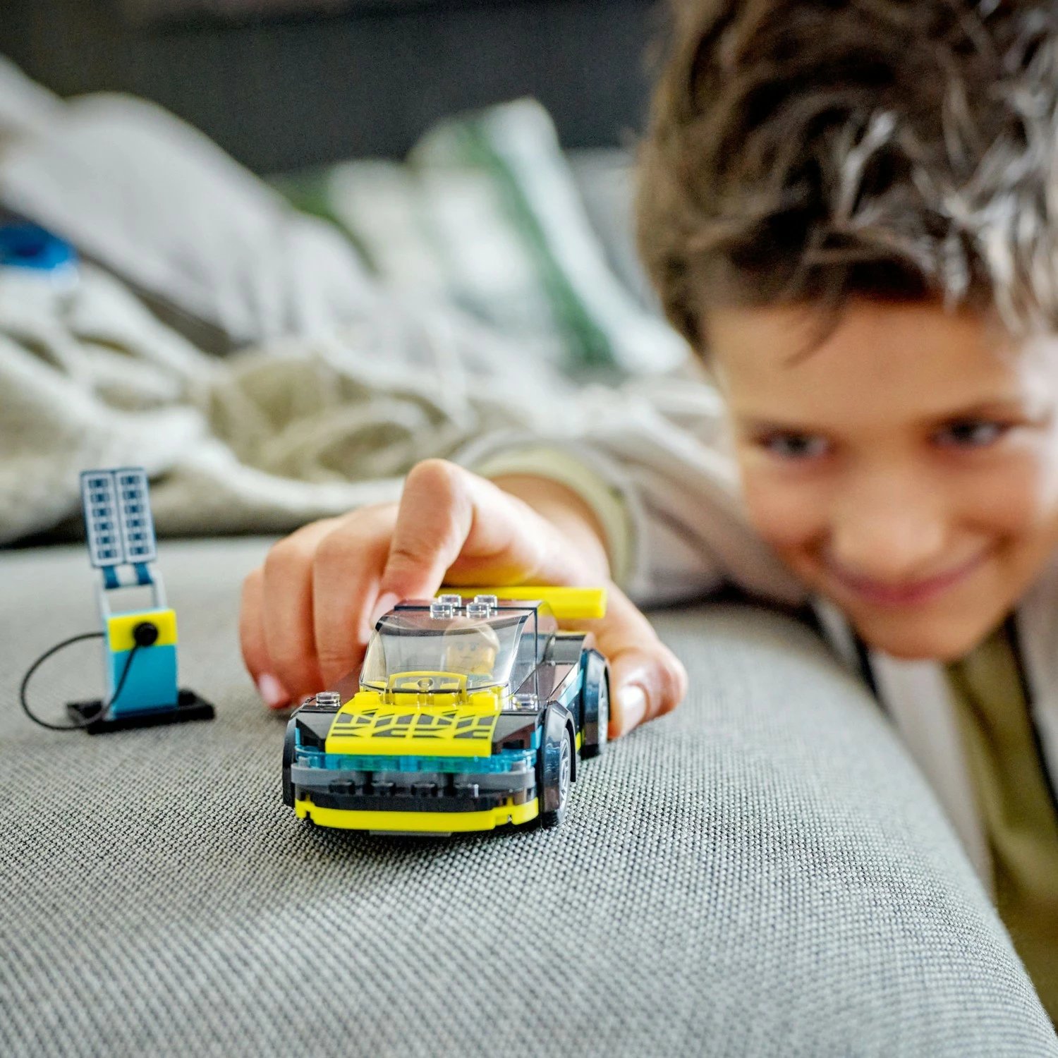 Set lodrash ndërtimi LEGO City Electric Sports Car, 95 pjesë