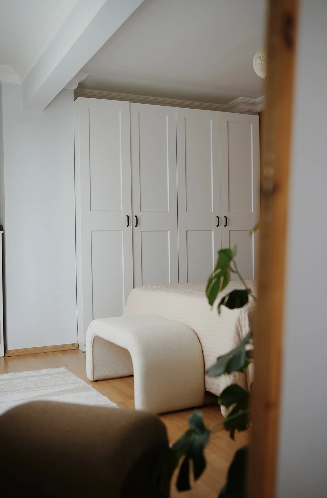 Pouf Atelier del Sofa, Nu Bench, ngjyrë e bardhë