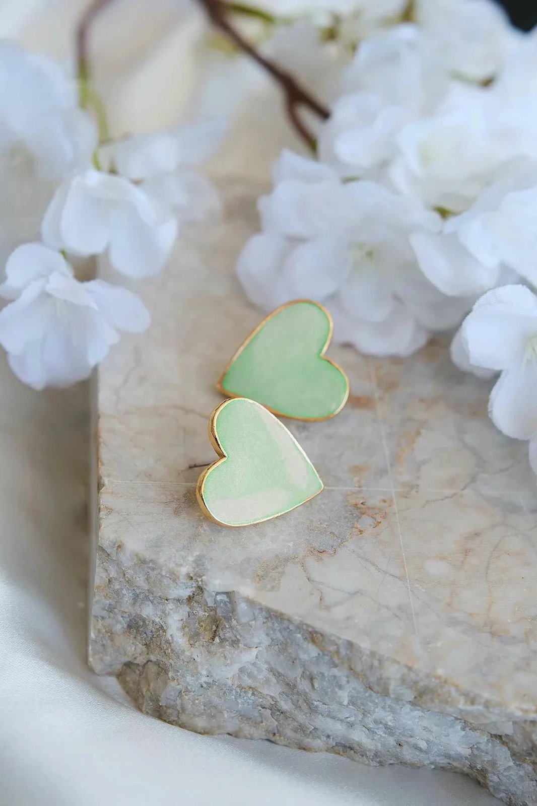 Vathë zemër, ngjyrë ari, Jumeon, Ysl-Klpkup