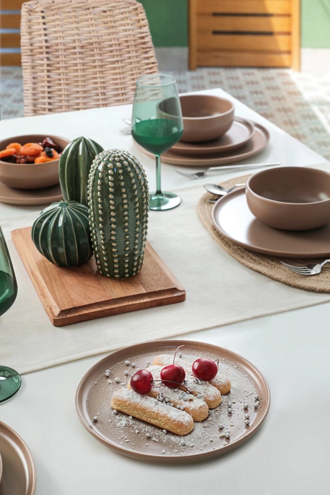 Set enësh për drekë, qeramikë, 18 copë, ngjyrë taupe, Hermia Concept, X0001346800000000000000000