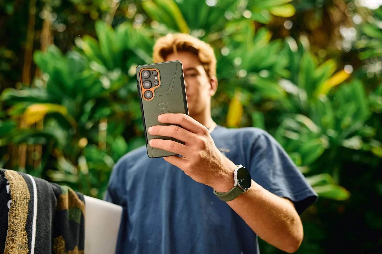 Mbështjellës Urban Armor Gear Civilian për Samsung, 6.8 inç, i zi