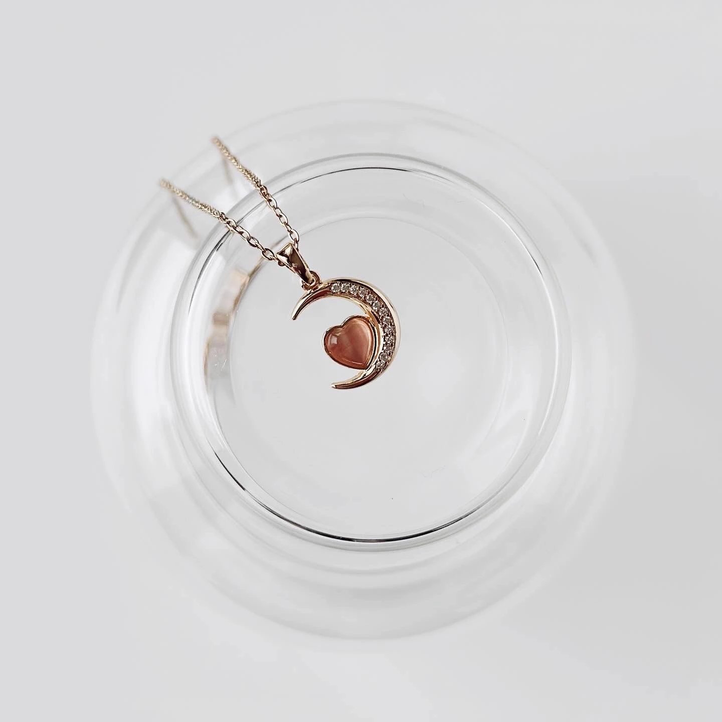 Varëse çeliku Jumeon, Luna rozë