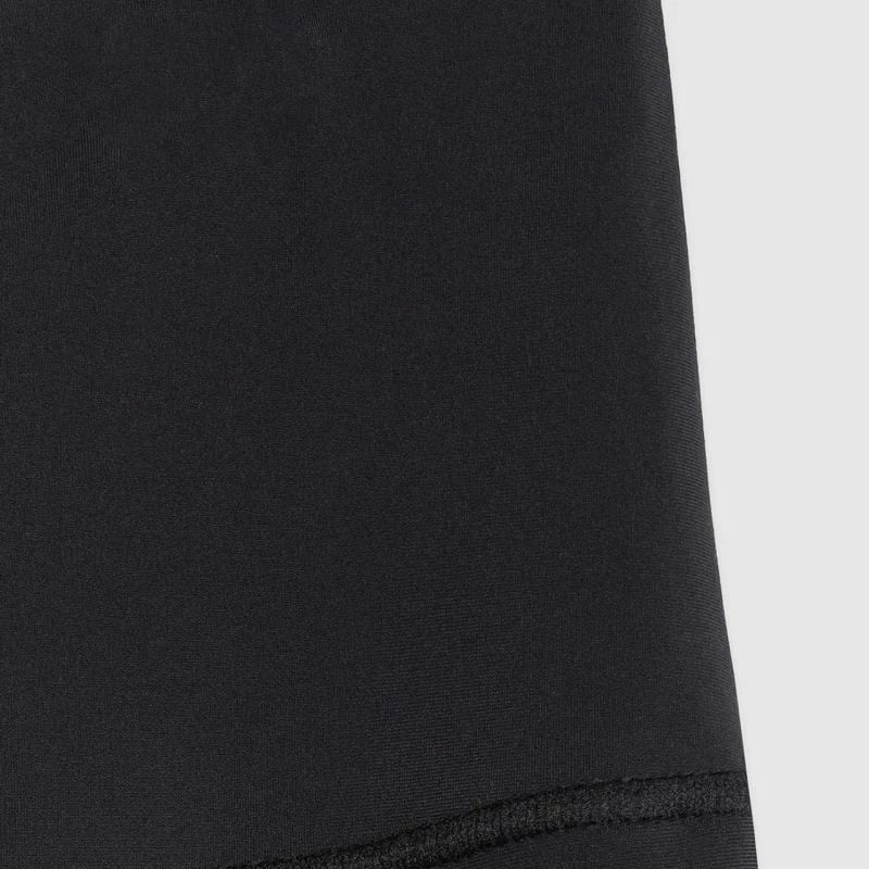 Hellonka për femra 4F, të zeza