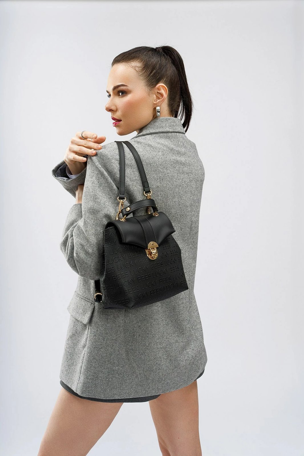 Çantë shpine Lucky Bees, e zezë, 1214