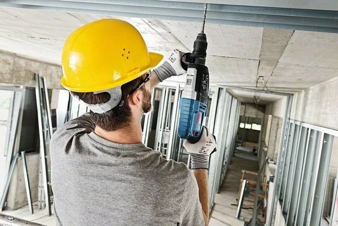 Çekiç rrotullues Bosch GBH 2-28 F Professional, 880 W, 900 RPM, SDS Plus, Kuq
