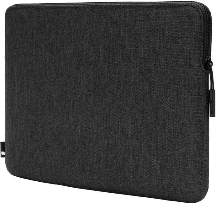 Mbështjellës Incase Compact Sleeve in Woolenex për MacBook Pro 13 (M2/M1/2020-2012) / MacBook Air 13 (M2/M1/2022-2018), i zi