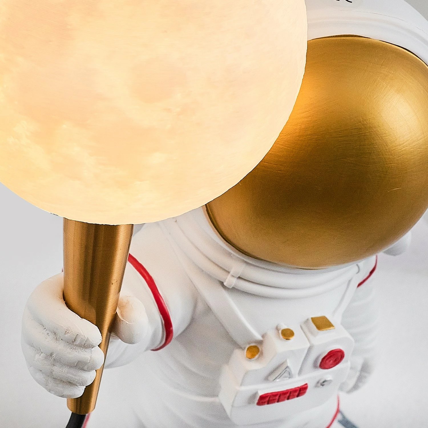 Llambë tavoline Opviq, astronaut, e bardhë, L1132