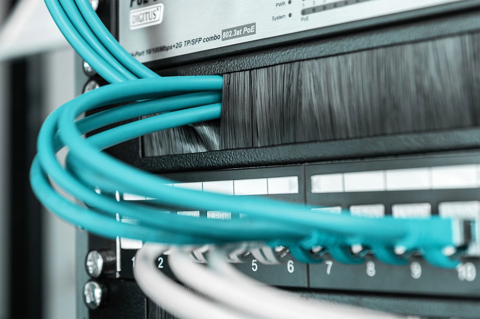 Cable Menaxhment 