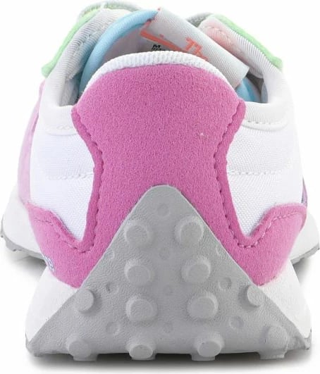 Atlete për fëmijë New Balance Jr IH327CH, me ngjyra Atlete për fëmijë New Balance Jr IH327CH, me ngjyra