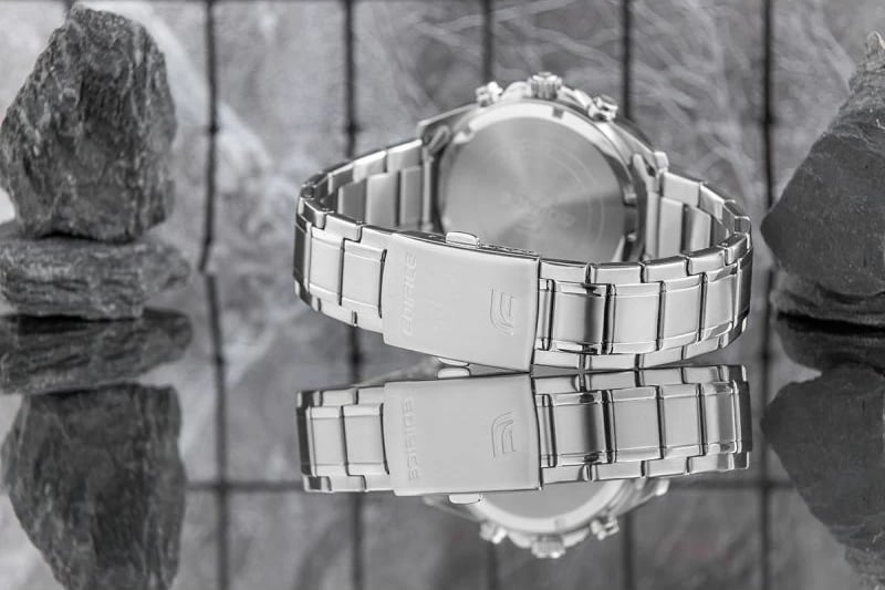 Orë dore për meshkuj Casio, argjendi me të gjelbër