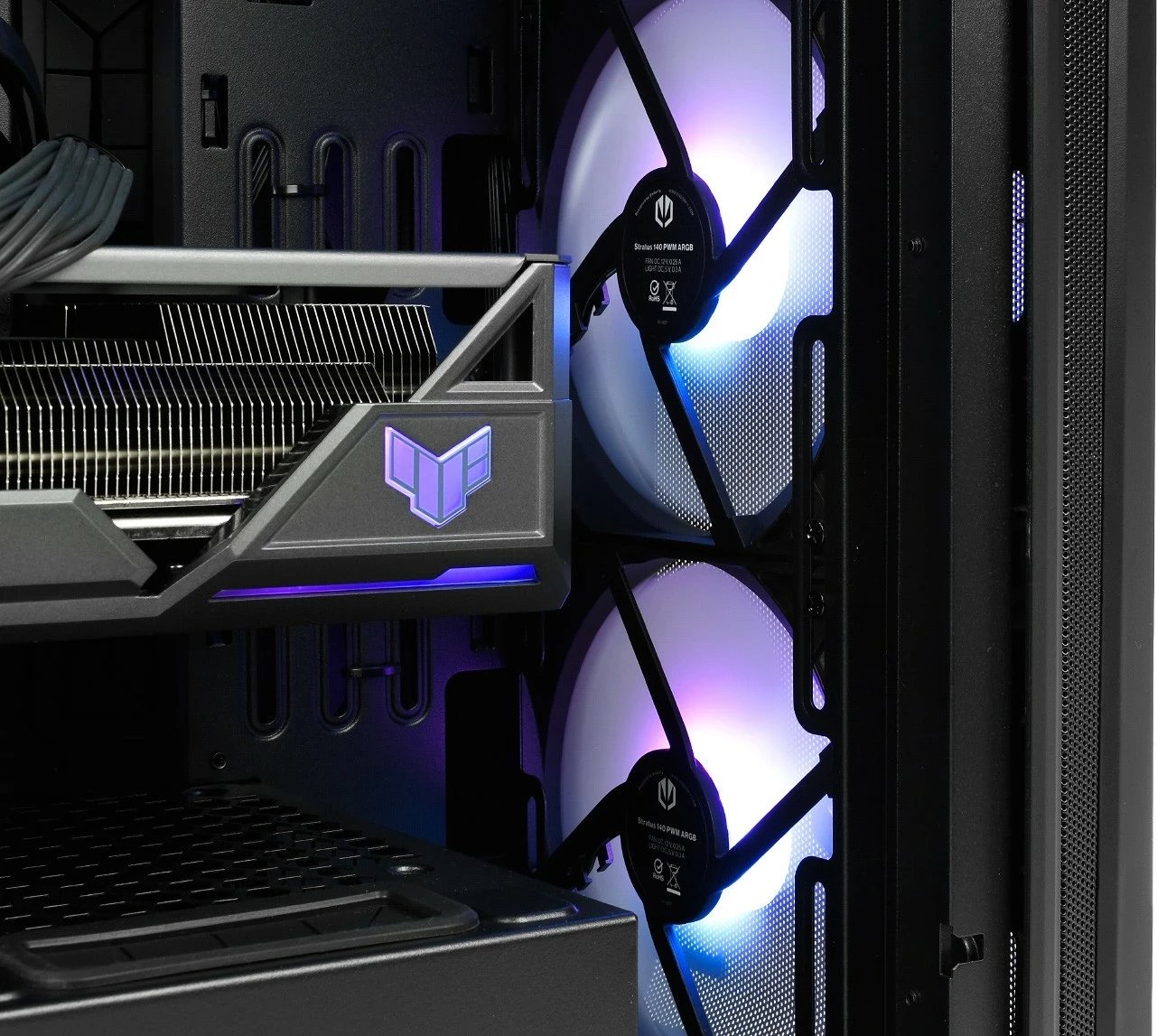 Kompjuter Komputronik Ultimate R970 B23, Ryzen 9, RTX 4080 Super, 64GB, 4TB+8TB, W11H, e zezë