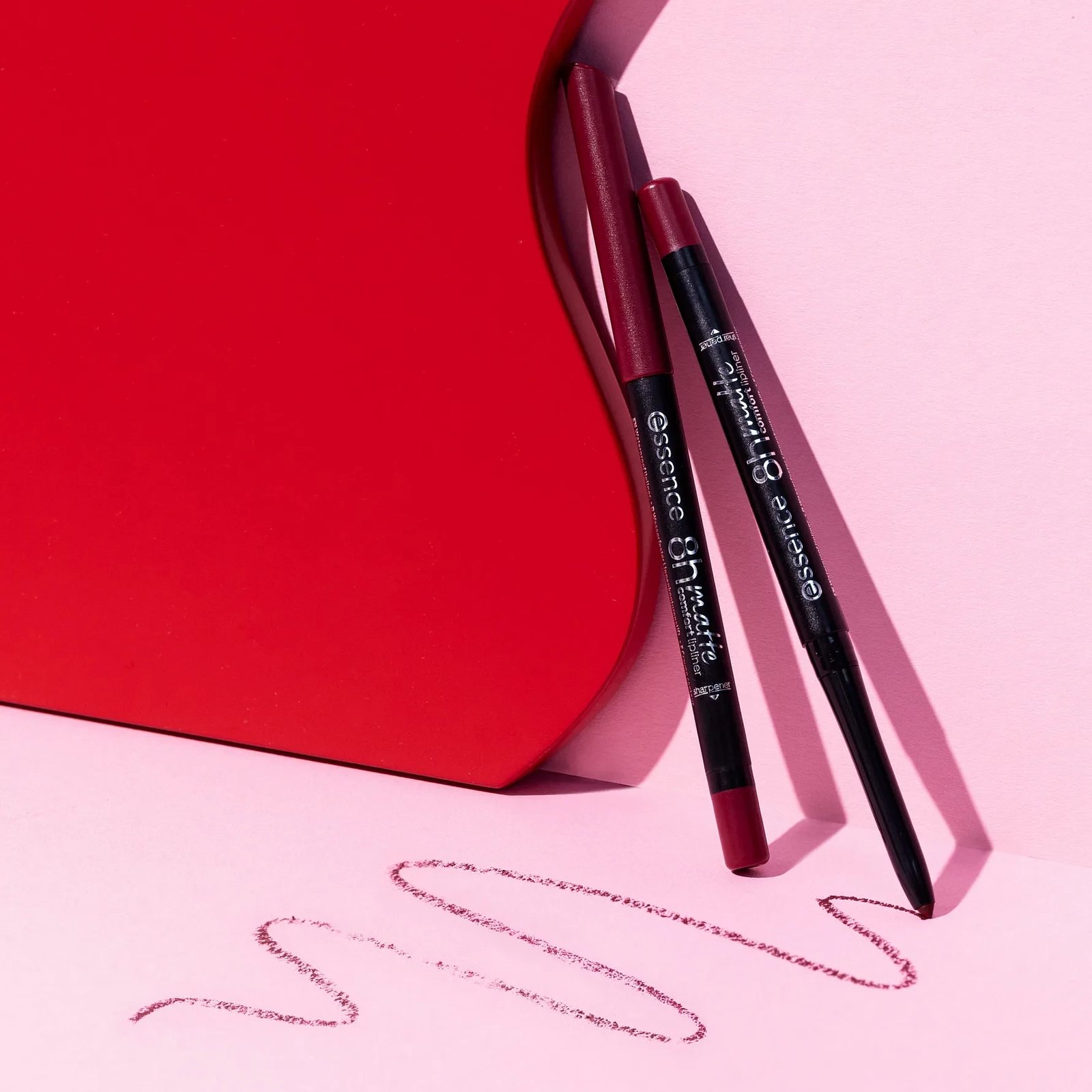 Essence 8H Matte Comfort Lipliner - 19 Burgundy Bestie