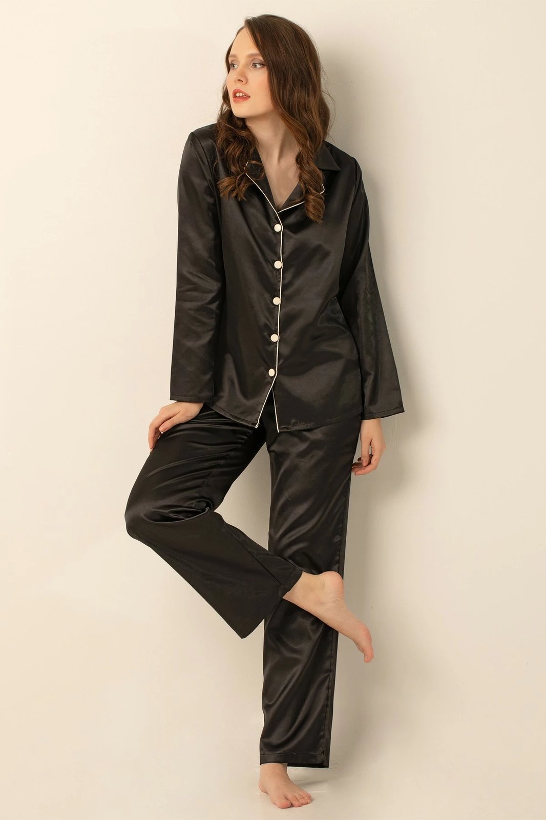 Set pizhamash për gra, Jumeon, 002-000905, e zezë