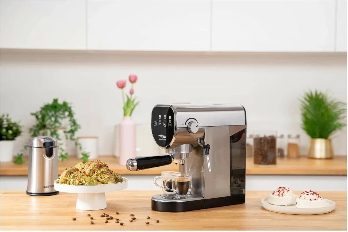 Aparat kafeje Zelmer Aroma Expert ZCM7300, presion piston, 900ml, argjendtë