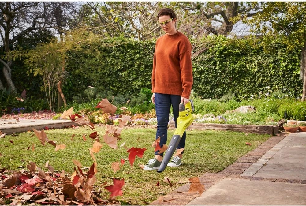 Fshesë me ajër Ryobi OBL1820S ONE+, me bateri, e verdhë/zezë