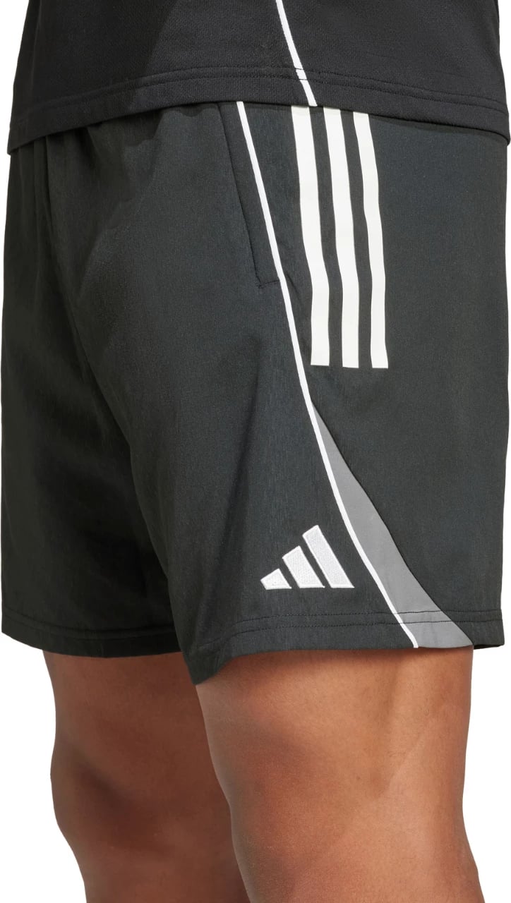 Shorce për meshkuj adidas, të zeza