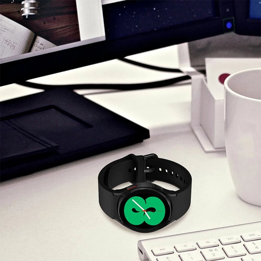 Rrip silikoni Tech-Protect për Samsung Galaxy Watch 4/5/5 Pro/6/7/FE, i zi