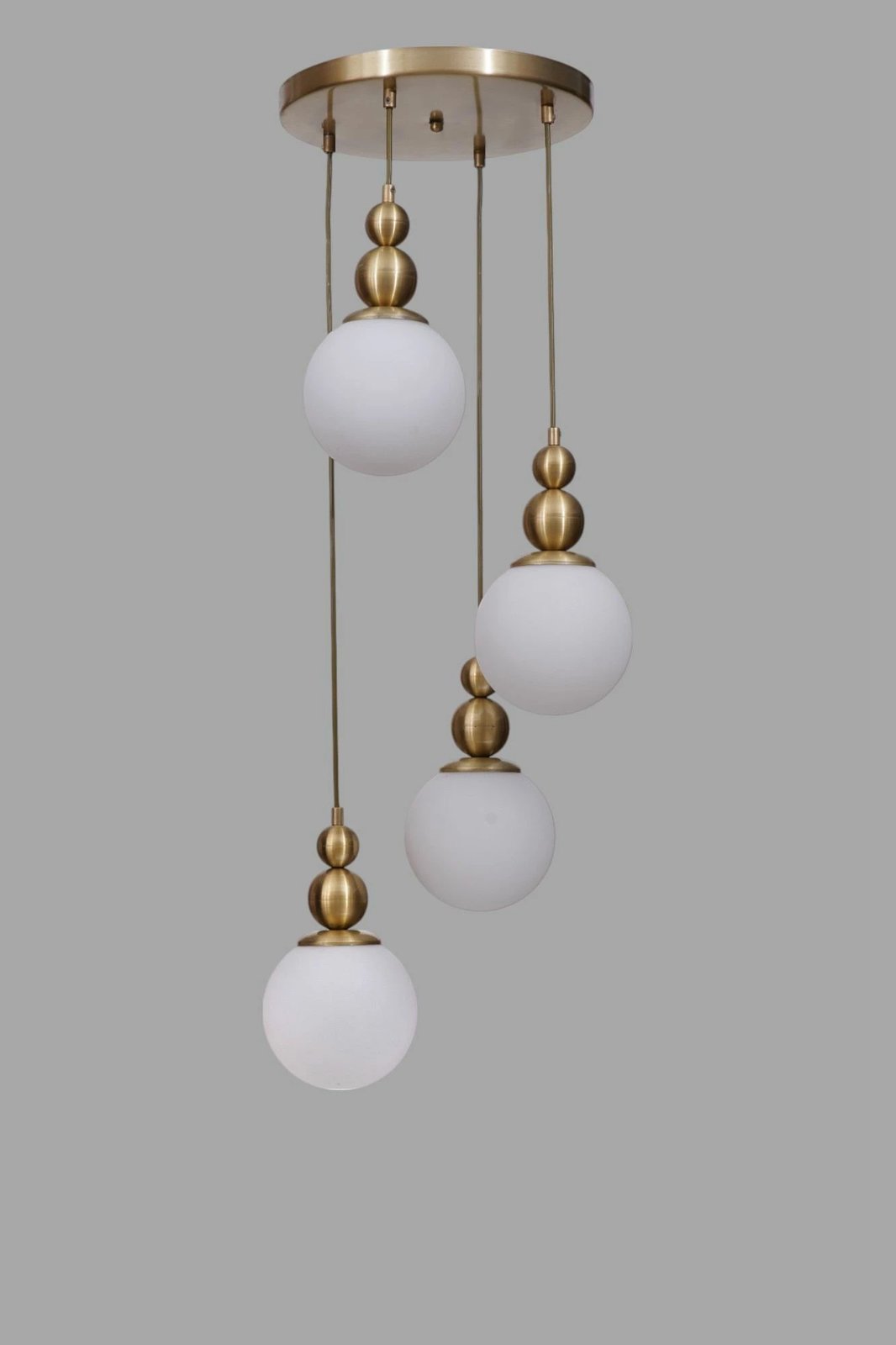 Llambadar Opviq, 9050-4, metal e qelq, ngjyrë e bardhë dhe ari