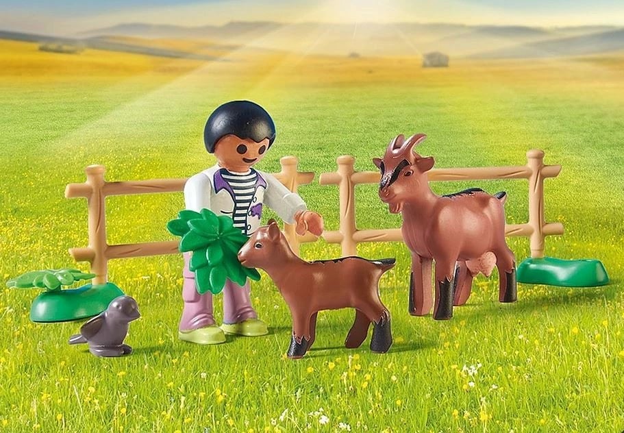Set figurina Playmobil Country 71442, traktor me rimorkio dhe tank uji, 117 pjesë