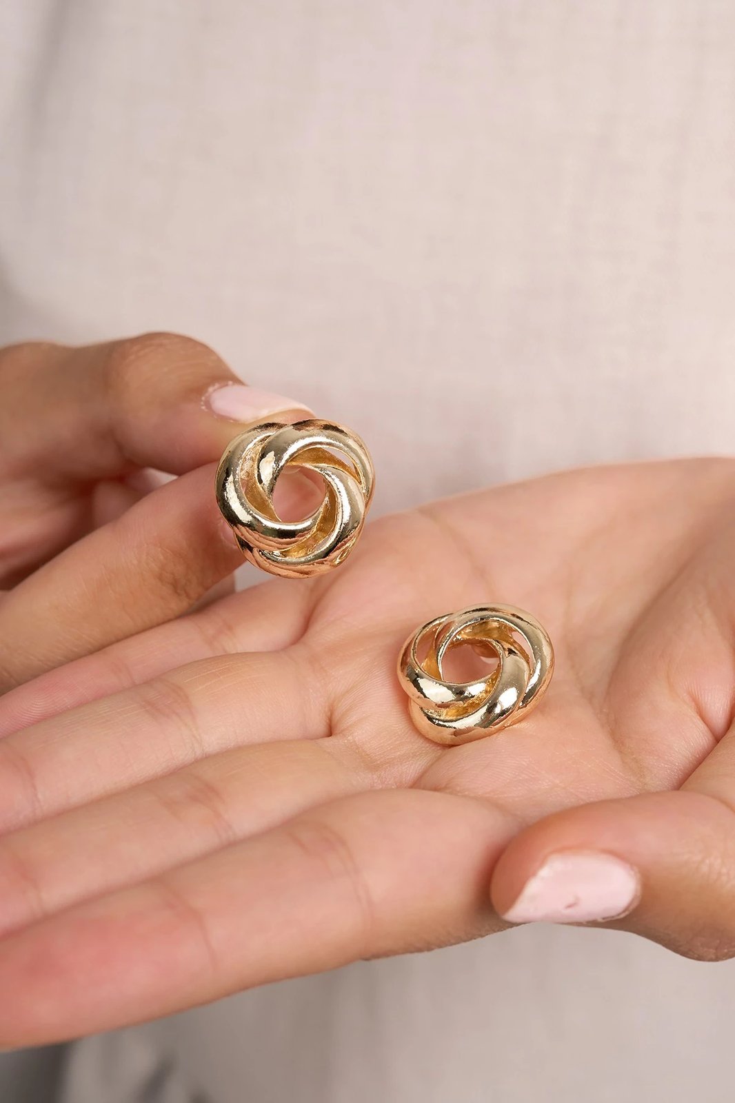 Vathë metalik Elika, ngjyrë ari, ELKGC68316