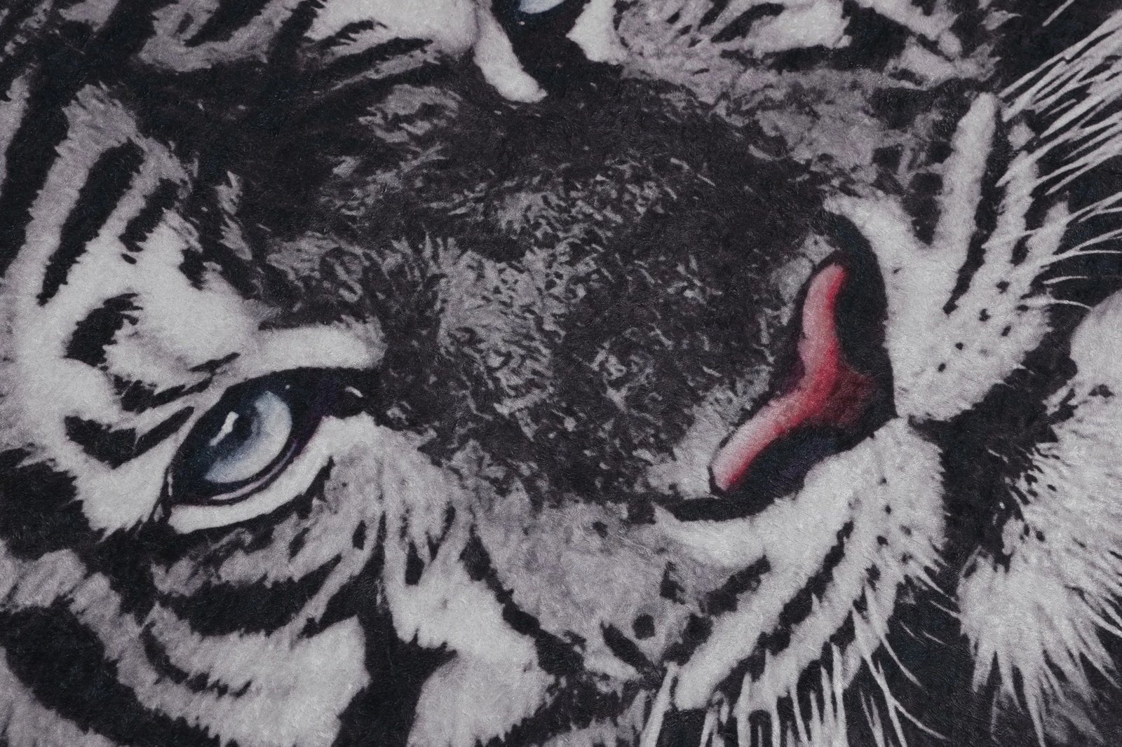 Tapet banje Mijölnir, Hunter Djt, 80x100