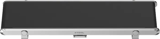 makinë gravimi me laser, xTool, F2 Ultra (F2U+C) me Auto Streamline feeder, 60W MOPA + 40W diodë, zonë pune 220×220 mm (deri 220×500 mm me feeder), set