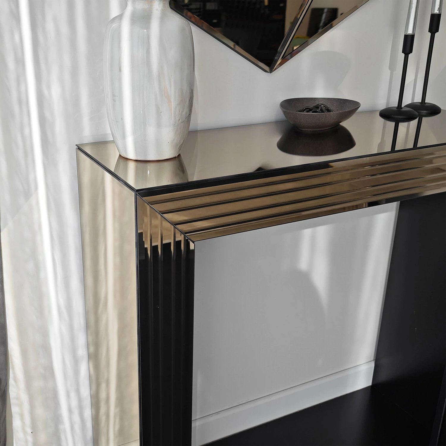 Komodë bronzi me pasqyrë, Skye Decor, 1B