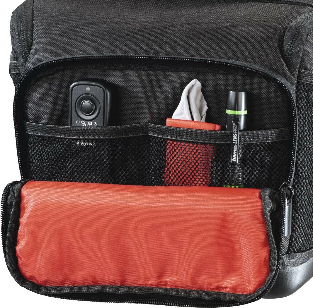 Çantë Hama HC110 për kamerë, 15x10x13 cm, e zezë