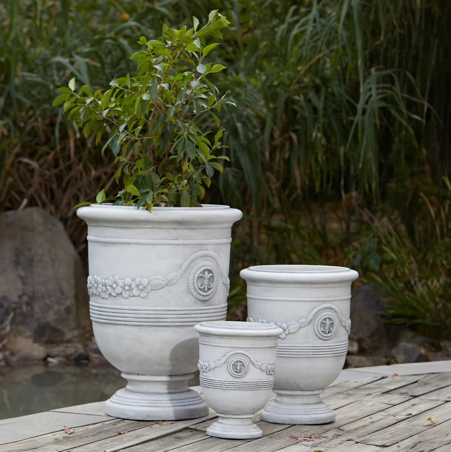 Set vazo për lule, dizajn reliev, FiberClay, ngjyrë e bardhë e zbehtë, 3 copë, FH4729, (Φ58x72.5Hcm)