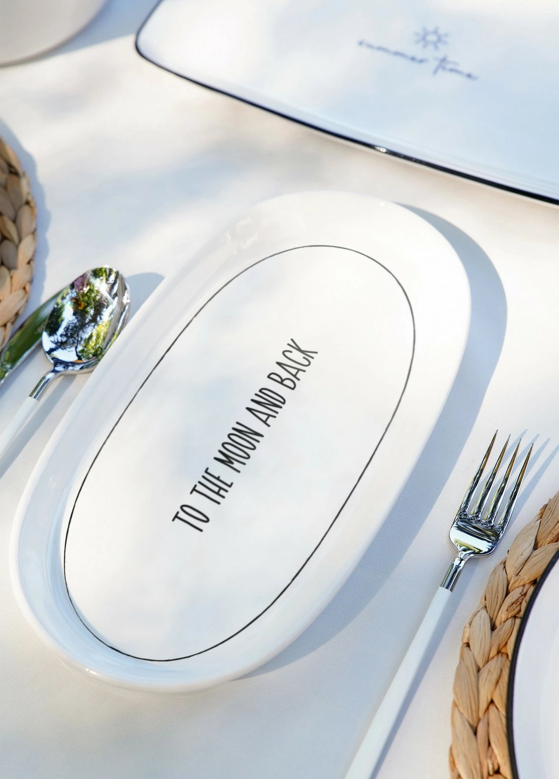 Set pjatash servirëse Hermia DLY014, 29 x 15 x 2 cm, 2 copë, të bardha Set pjatash servirëse Hermia DLY014, 29 x 15 x 2 cm, 2 copë, të bardha